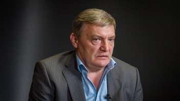 Юрий Грымчак после почти 6 месяцев за решеткой возвращается домой - Апострофу удалось поговорить с Юрием в первые минуты после выхода из СИЗО