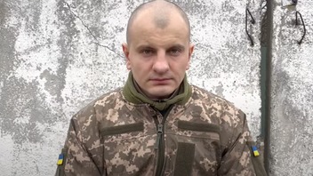 Активист и военнослужащий Евгений Карась в интервью Апостроф TV рассказал, когда русские в панике будут бежать из Украины.
