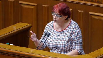 На главные социальные вопросы - пенсии и субсидии - на Апостроф TV ответила соавтор многих социальных законопроектов Галина Третьякова