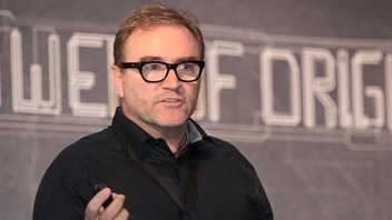 Международный эксперт Джулиан Стаббс рассказал Апострофу, что нужно сделать, чтобы улучшить имидж Украины в мире и привлечь инвесторов и туристов