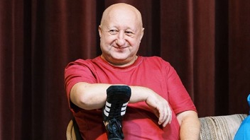 Десантник Игорь Олейник пережил семь кругов ада, выжил, пролежав три дня под деревом, попал в плен и полностью переосмыслил свою жизнь