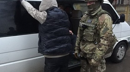 Выдавали себя за бойцов ВСУ: появились фото банды, задержанной в Ровно